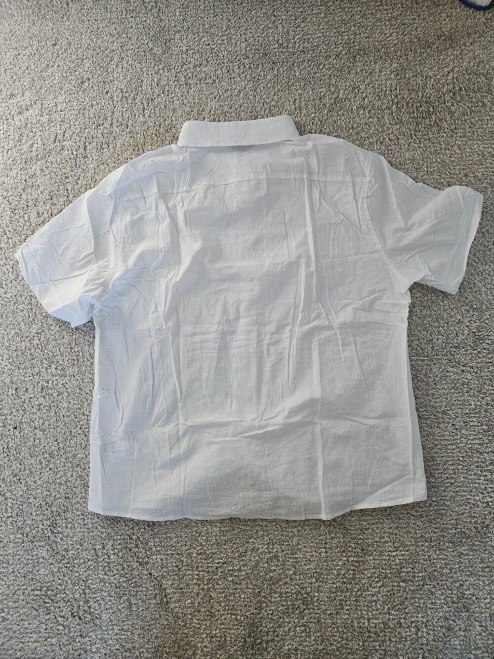 Makkrom Men's Linen Blend Guayabera Shirt White Gold Embroidery XL NWOT - Picture 2 of 7